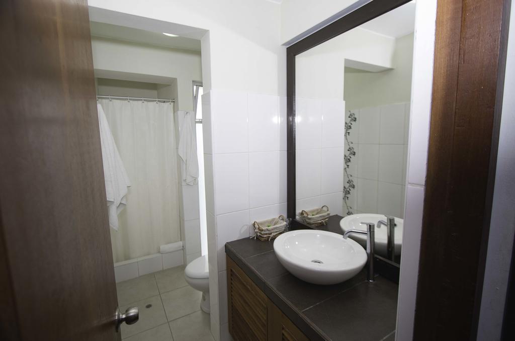 Hotel Boulevard Plaza プカルパ エクステリア 写真