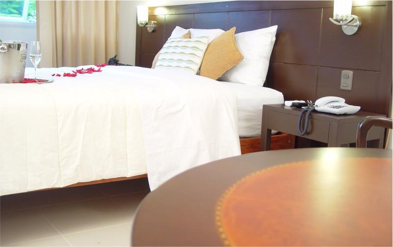 Hotel Boulevard Plaza プカルパ エクステリア 写真